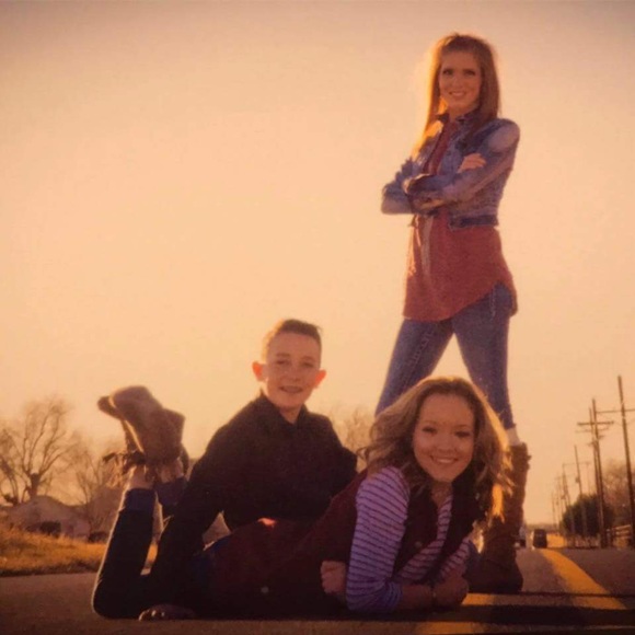 Meet your Posher, Denise - Picture 1 of 1